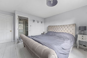 Photo 16- click for photo gallery